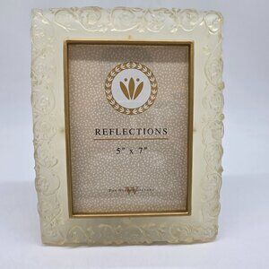 Elegant Cream Floral Embossed Resin Photo Frame With Gold Trim For 5" X 7"